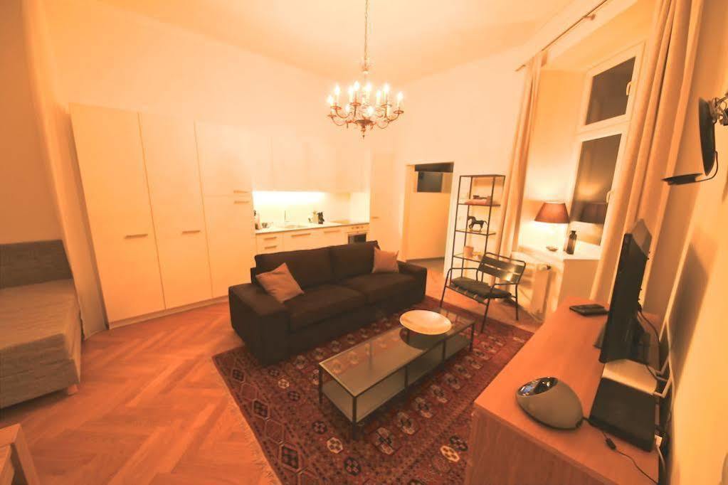 Appartement Hoheschule Courbette Vienne