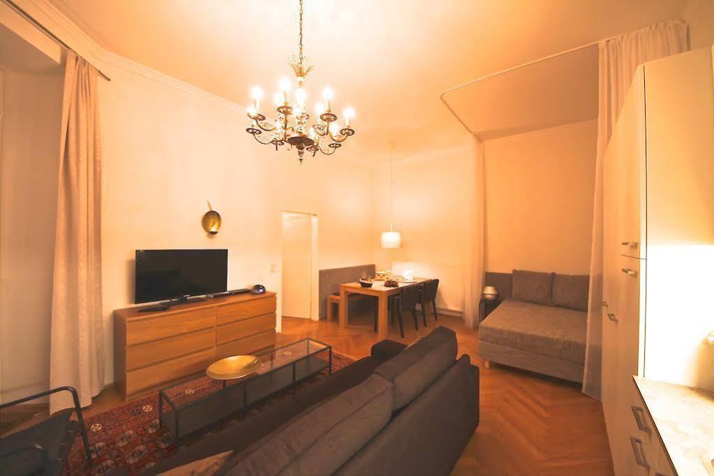 Appartement Hoheschule Courbette *
