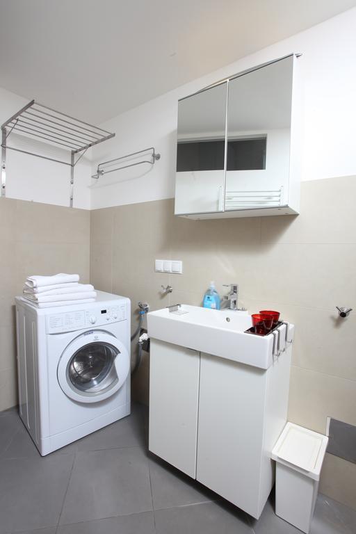 Hoheschule Courbette Apartament
