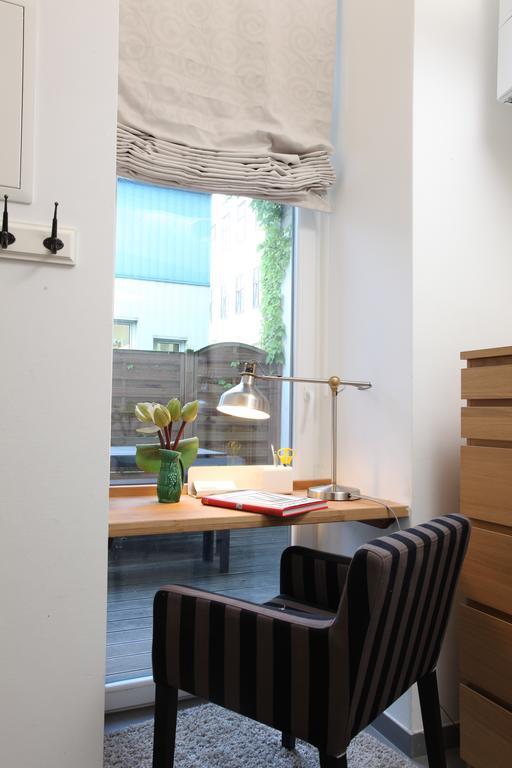 Hoheschule Courbette Apartament