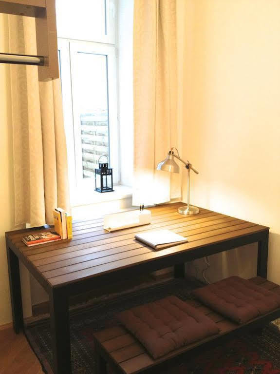 Hoheschule Courbette Apartament